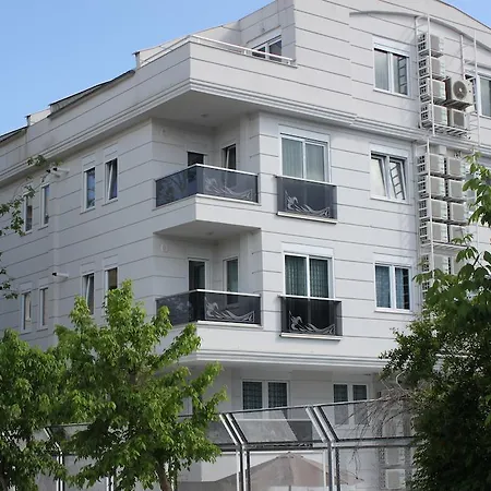 Bypegasus Beach Flats *